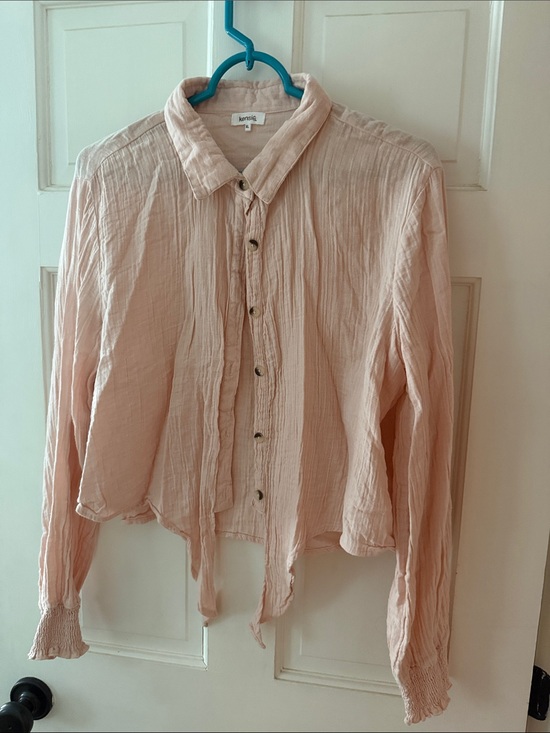 Kensie Tops - kensie Pale Blush Crinkled Button-Down Shirt